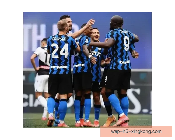 蓝衣军团的荣耀与重生意大利足球队百年征程新篇章梦想与传承之路